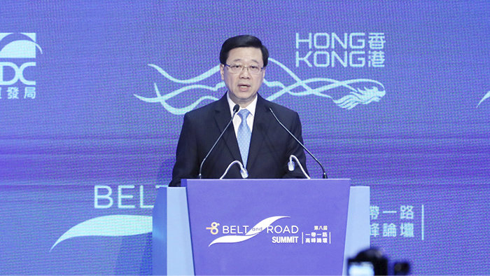 從「超級聯繫人」到「既是貢獻者，亦是受益者」