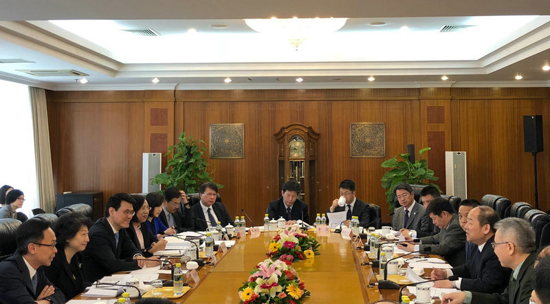 還開了這些會議